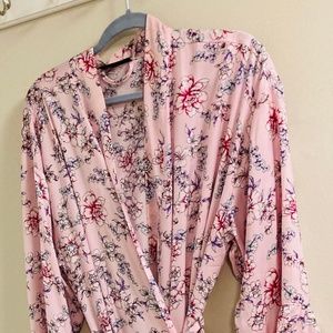 Womens INC Plus Pink Floral Robe